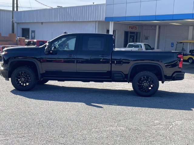New 2026 Chevrolet Silverado 2500 High Country w/ Midnight Edition AWD/4WD image 6