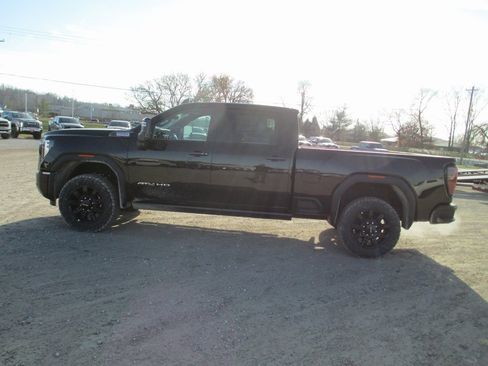 New 2026 GMC Sierra 2500 AT4 w/ AT4 Premium Plus Package image 9