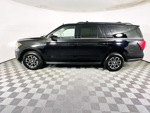 Used 2024 Ford Expedition Max XLT image 6