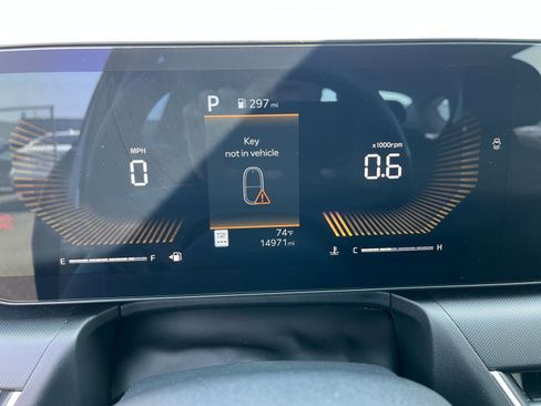 Used 2025 Kia K4 LXS image 40