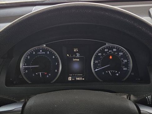 Used 2017 Toyota Camry LE FWD image 18