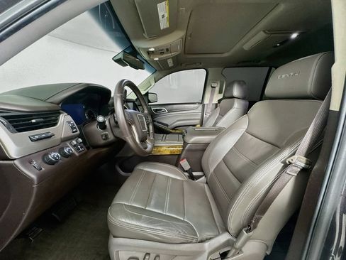Used 2017 GMC Yukon Denali w/ Open Road Package AWD/4WD image 22