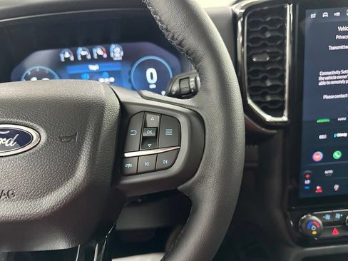 New 2026 Ford Ranger Lariat w/ Black Appearance Package AWD/4WD image 39