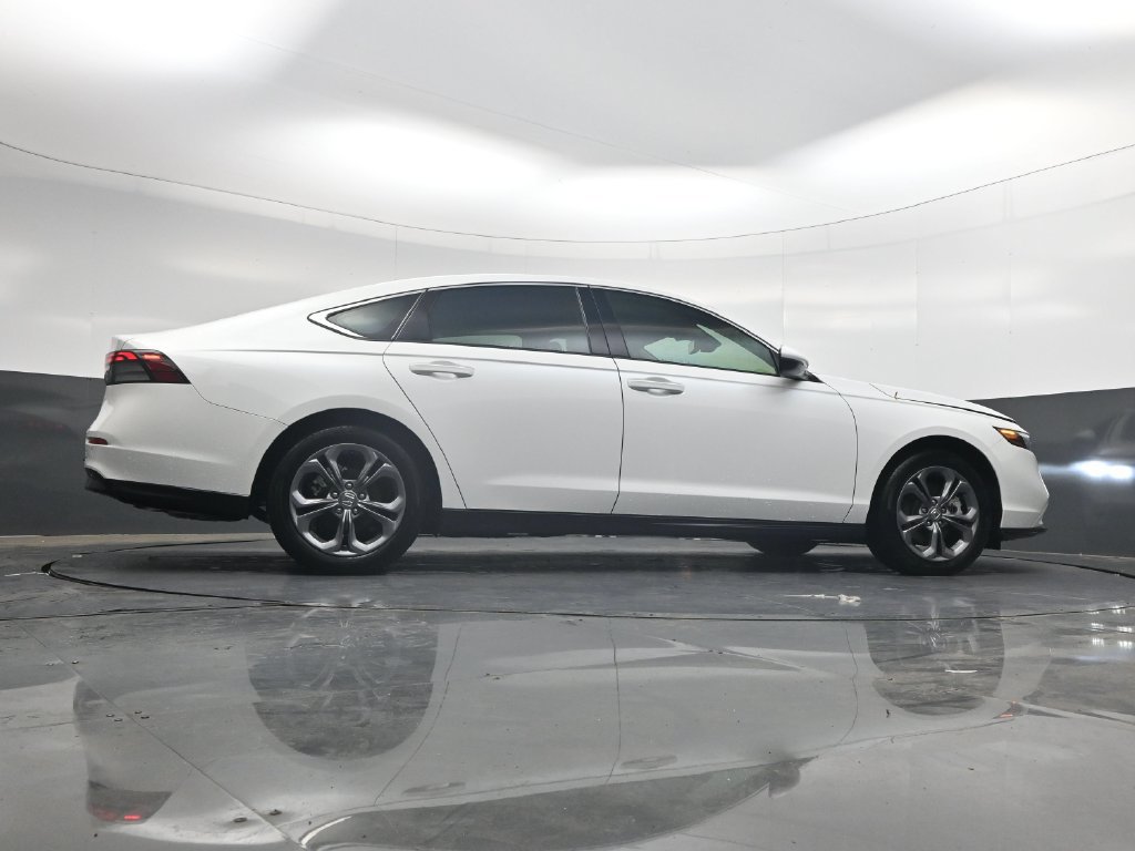 Used 2025 Honda Accord EX-L image 40