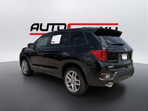 Used 2025 Honda Passport EX-L image 7
