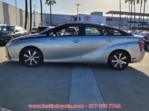 Certified 2017 Toyota Mirai image 2