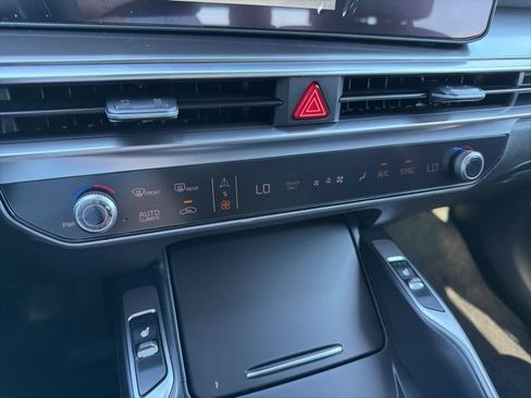 New 2026 Kia Sorento EX AWD/4WD image 22