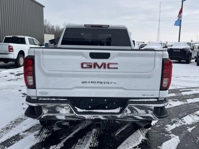 Used 2024 GMC Sierra 2500 SLE w/ SLE Convenience Package