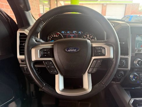 Used 2017 Ford F150 Lariat AWD/4WD image 14
