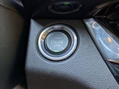 Used 2025 Buick Envista Sport Touring image 26