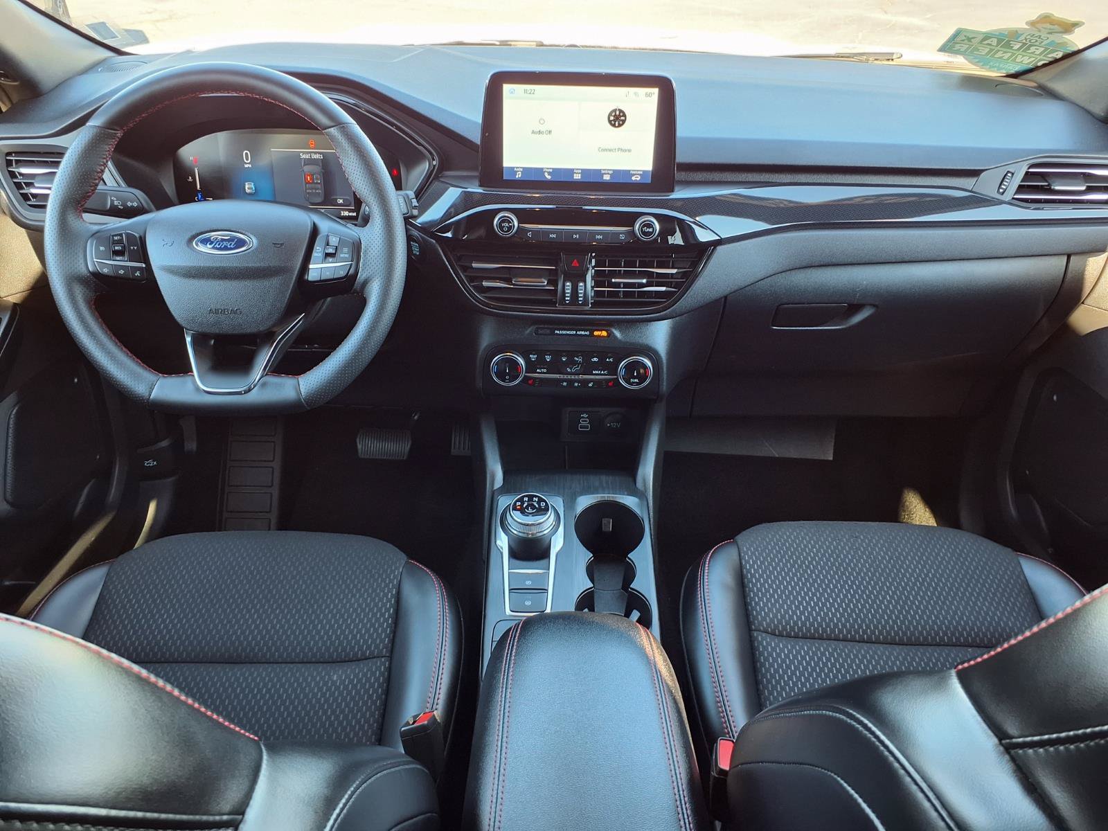 Used 2025 Ford Escape ST-Line Select AWD/4WD image 9