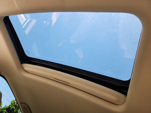 Used 2018 Honda CR-V EX image 14