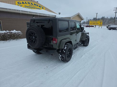 Used 2015 Jeep Wrangler Unlimited Sahara w/ Dual Top Group image 6