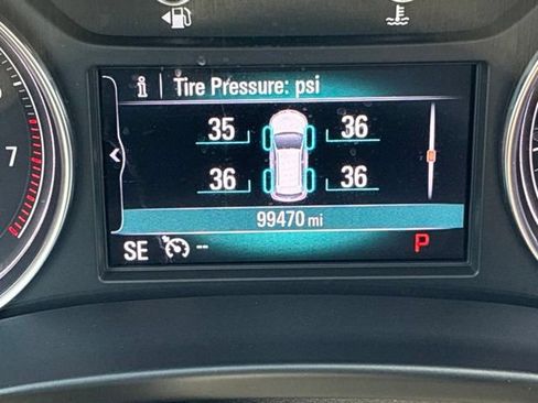 Used 2019 Buick Enclave Premium w/ Experience Buick Package FWD image 28