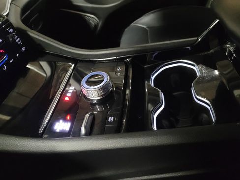 Used 2022 Jeep Grand Cherokee Limited 4xe image 26