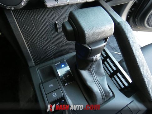 Used 2026 Toyota Tacoma SR5 AWD/4WD image 62