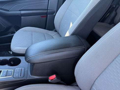 Certified 2022 Ford Escape SE w/ SE Sport Appearance Package FWD image 14