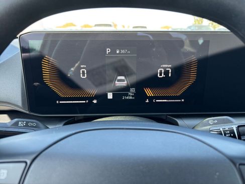 Used 2025 Kia K4 LXS image 41