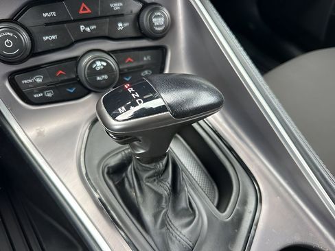 Used 2021 Dodge Challenger GT w/ Performance Handling Group image 16