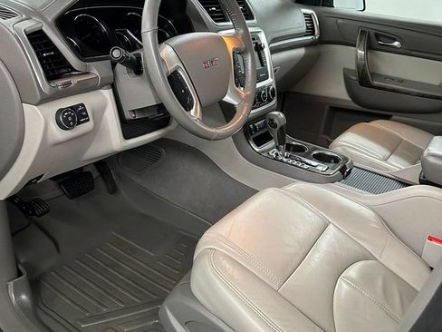Used 2014 GMC Acadia SLT AWD/4WD image 9