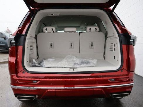 New 2026 Buick Enclave Avenir image 18