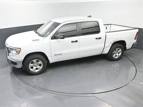 Used 2024 RAM 1500 Big Horn image 34