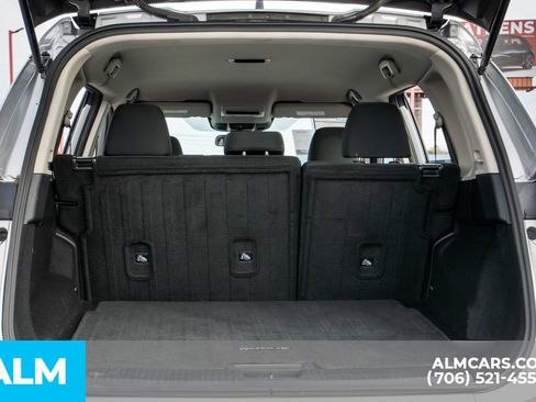 Used 2024 Nissan Rogue S image 11