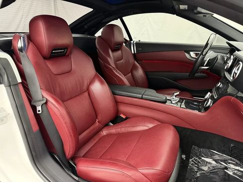 Used 2017 Mercedes-Benz SL 550 image 31