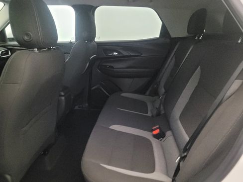 Used 2022 Chevrolet TrailBlazer LT w/ Convenience Package FWD image 18