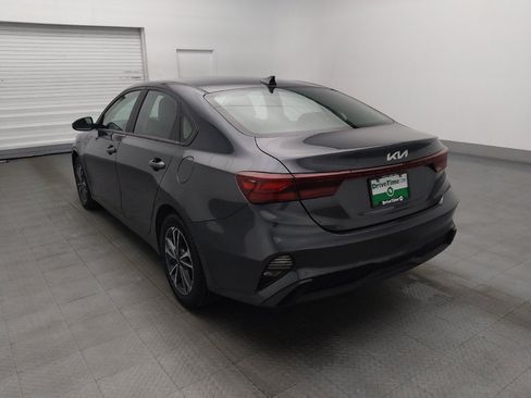Used 2024 Kia Forte LXS w/ LXS Technology Package FWD image 5