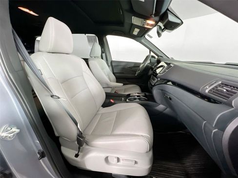 Used 2023 Honda Passport Elite image 25