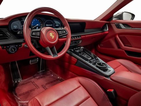 Used 2021 Porsche 911 Carrera S image 36