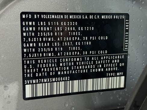 New 2025 Volkswagen Tiguan SE image 33