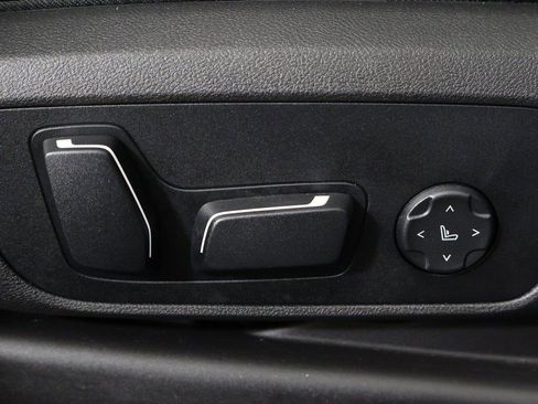 Used 2025 BMW X4 xDrive30i image 38