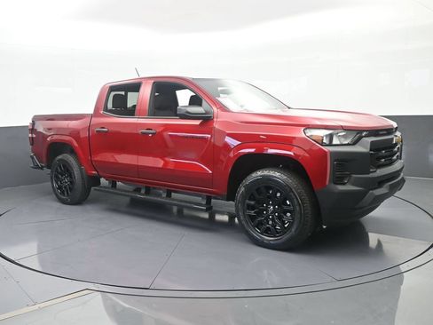 Used 2026 Chevrolet Colorado W/T w/ WT Custom Package RWD image 8