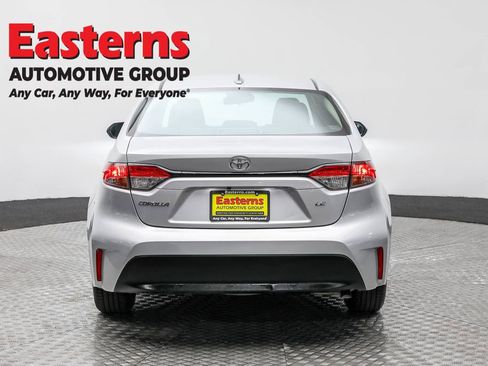 Used 2024 Toyota Corolla LE image 11