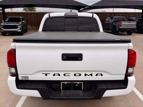 Used 2019 Toyota Tacoma SR w/ SR Convenience Package image 7