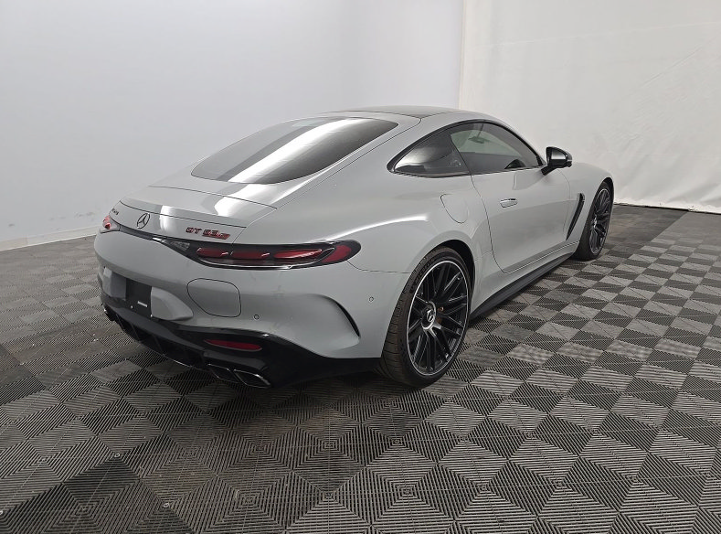 Used 2025 Mercedes-Benz AMG GT 63 S image 4