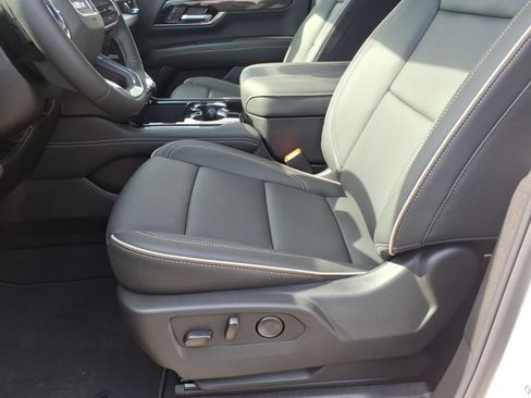 New 2026 GMC Yukon XL Elevation w/ Elevation Premium Package image 15