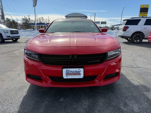 Used 2021 Dodge Charger SXT w/ Leather Interior Group image 9