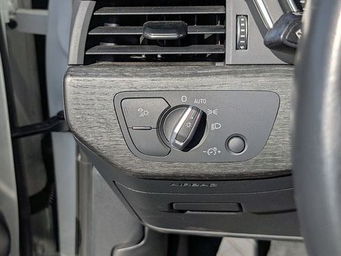 Used 2020 Audi A4 2.0T Premium w/ Convenience Package image 9