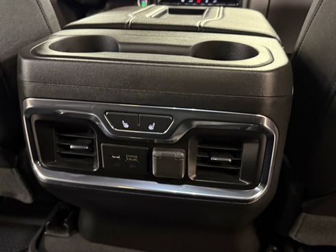 Used 2020 Chevrolet Silverado 2500 LTZ w/ LTZ Convenience Package image 27