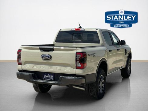 New 2026 Ford Ranger XLT w/ Equipment Group 301A High AWD/4WD image 8