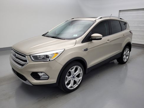 Used 2018 Ford Escape Titanium w/ Ford Safe & Smart Package image 2