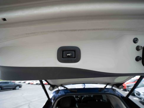 Used 2018 Nissan Rogue SL AWD/4WD image 29
