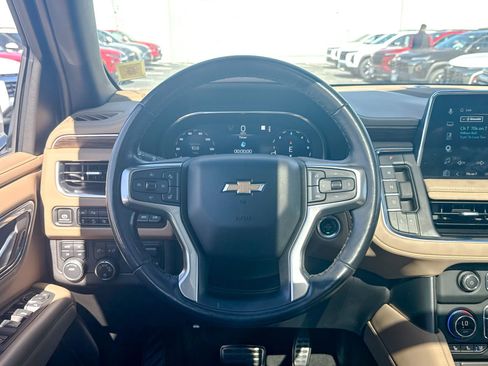 Certified 2022 Chevrolet Tahoe Premier AWD/4WD image 26