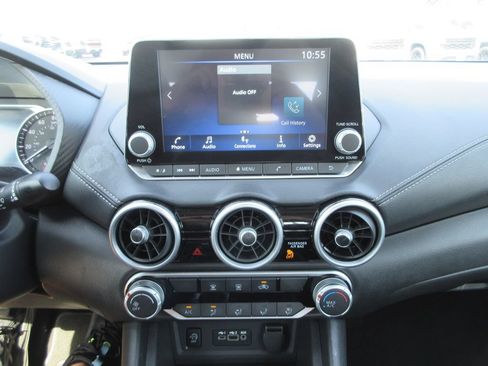 Used 2025 Nissan Sentra SV FWD image 28