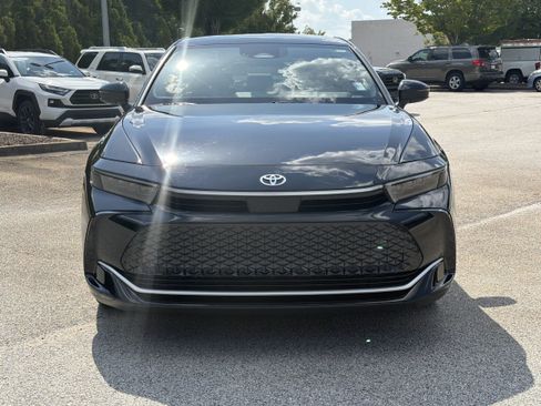 Certified 2023 Toyota Crown AWD/4WD image 29