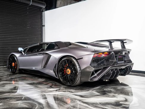 Used 2014 Lamborghini Aventador LP 700-4 image 15