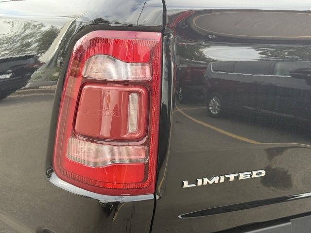Used 2022 RAM 1500 Limited AWD/4WD image 29